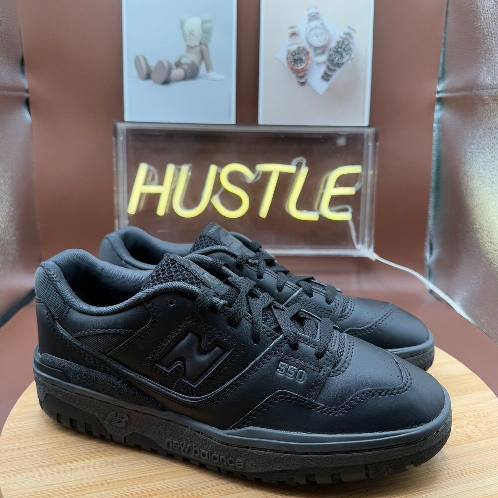 New Balance 550 ‘Triple Black Men ’ Size 7